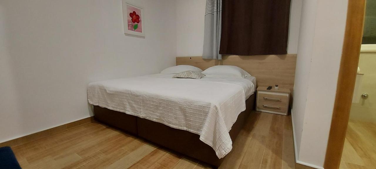 Apartmani Barka 네움 외부 사진