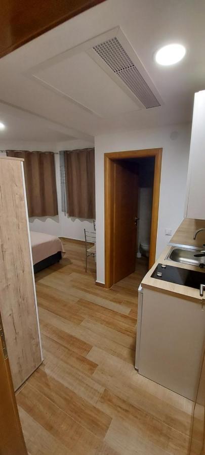 Apartmani Barka 네움 외부 사진