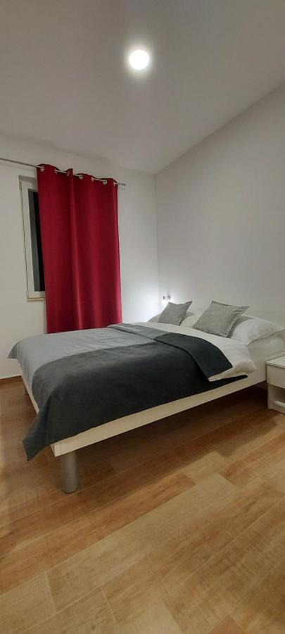 Apartmani Barka 네움 외부 사진