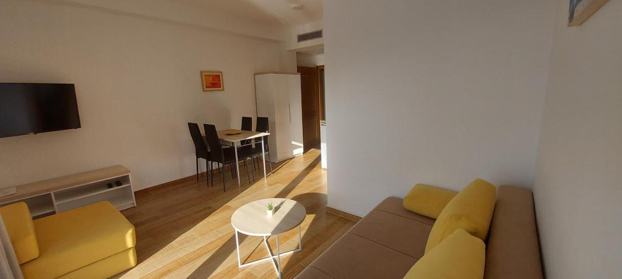 Apartmani Barka 네움 외부 사진